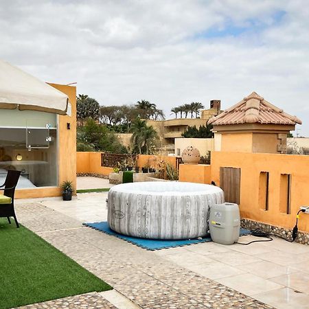 Апартаменты Boho Getaway With Pyramids View & Jacuzzi Giza Экстерьер фото
