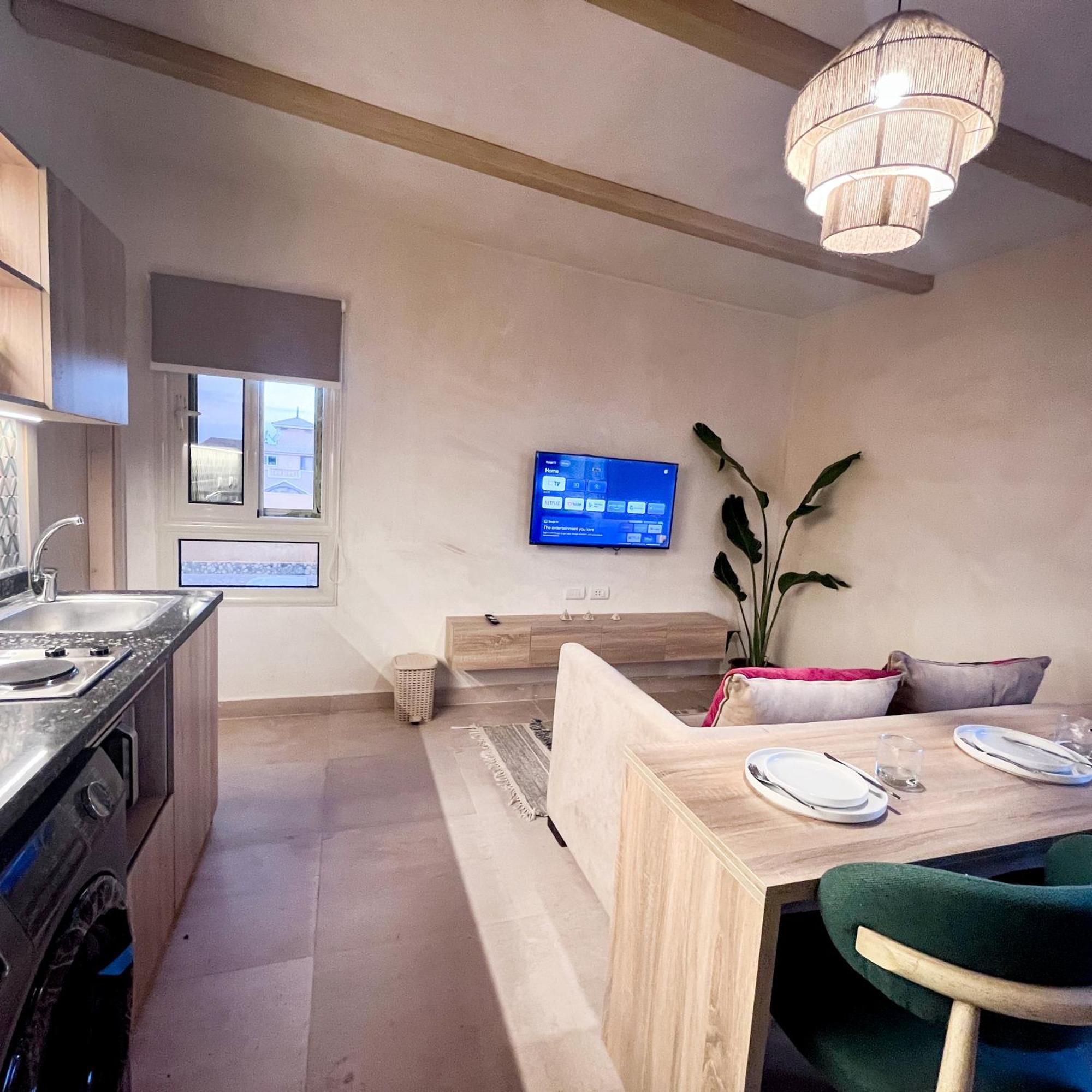 Апартаменты Boho Getaway With Pyramids View & Jacuzzi Giza Экстерьер фото